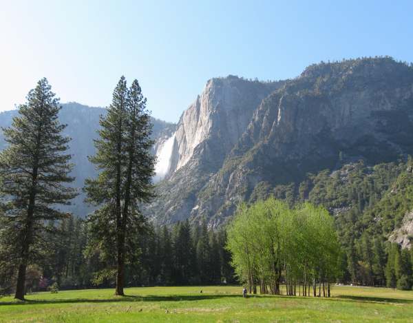 Yosemite Falls Hyper Right